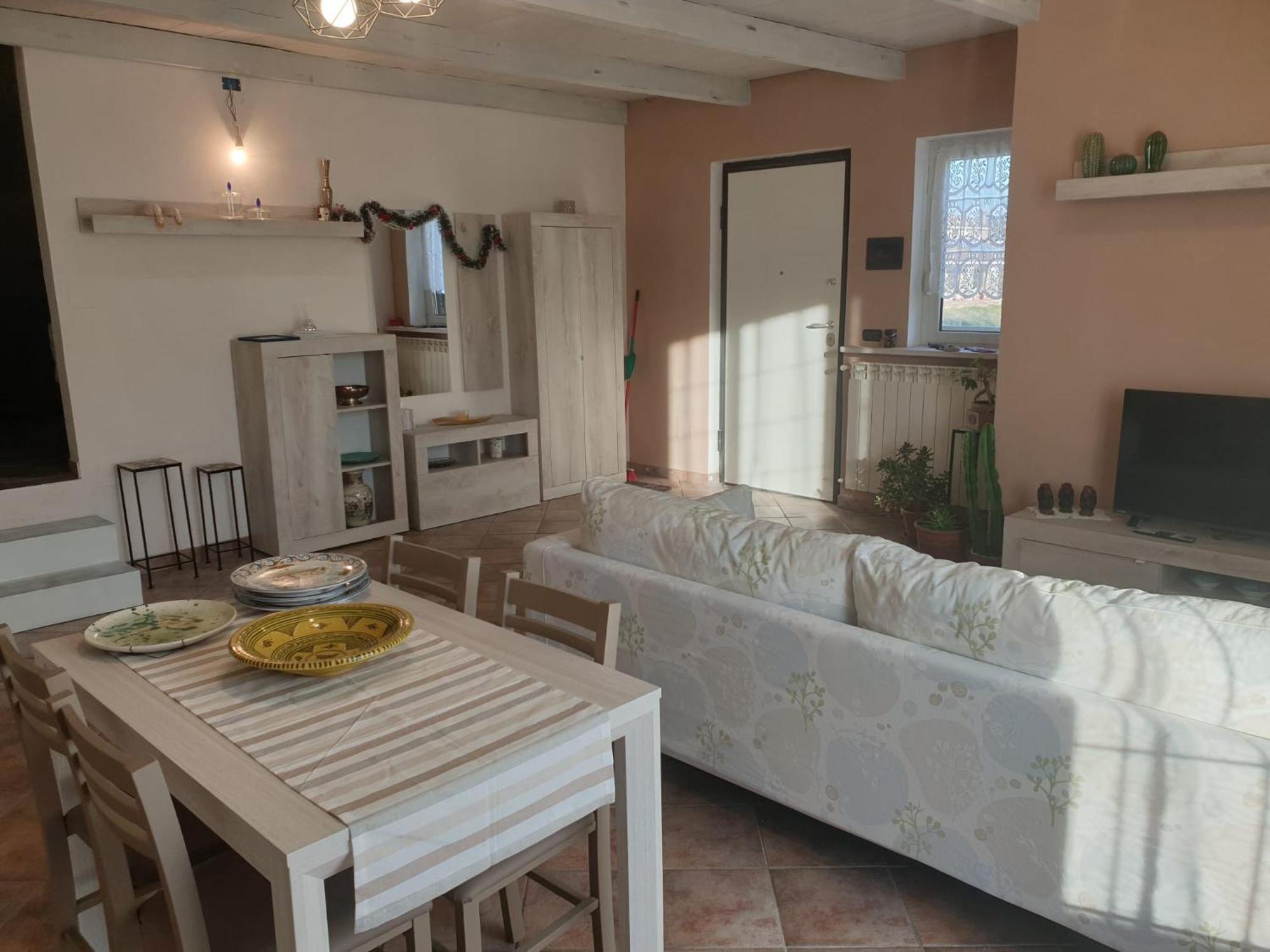קאירו מונטנוטה Casa Vacanze Alice E Arianna מראה חיצוני תמונה